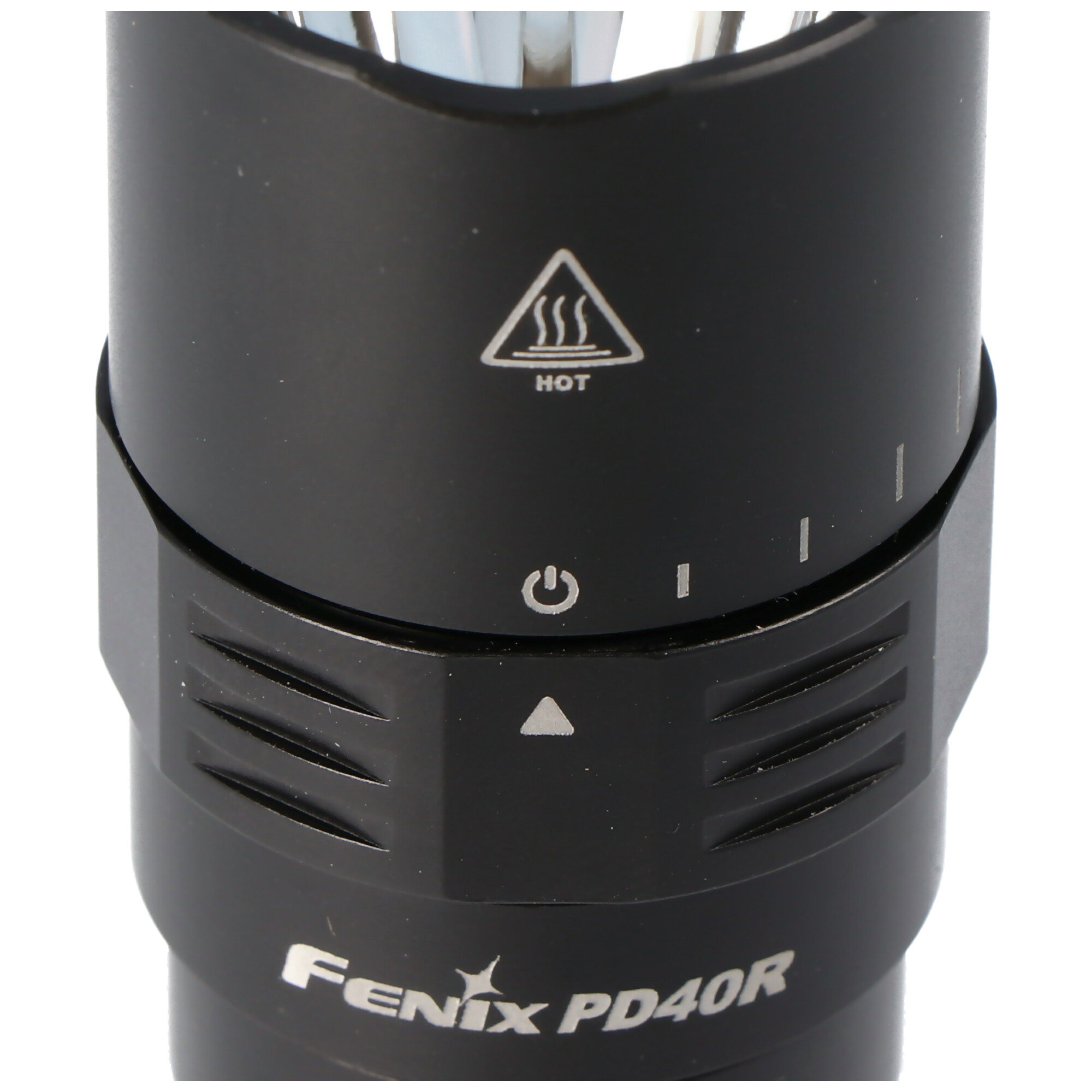 Fenix PD40R V2.0 LED-Taschenlampe max. 3000 Lumen inklusive Akku und Ladekabel