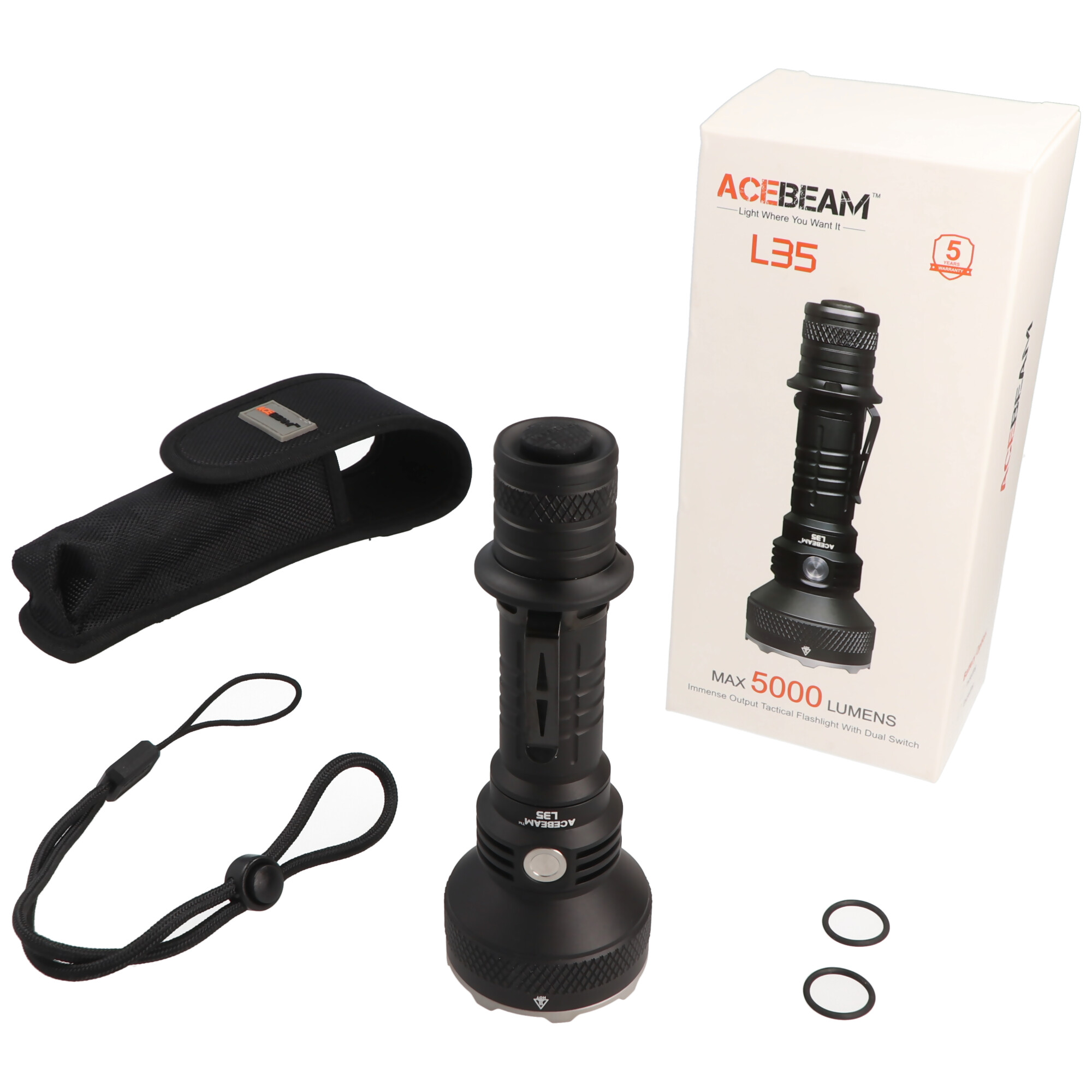 AceBeam L35 LED-Taschenlampe mit max. 5000 Lumen und bis zu 480 Meter, mit Akku und USB-C Ladekabel