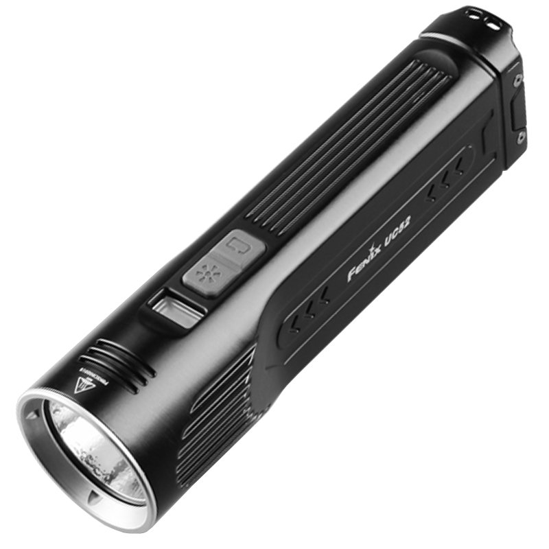 Fenix UC52 Cree XHP70 LED Taschenlampe mit bis zu 3100 Lumen inklusive Akku
