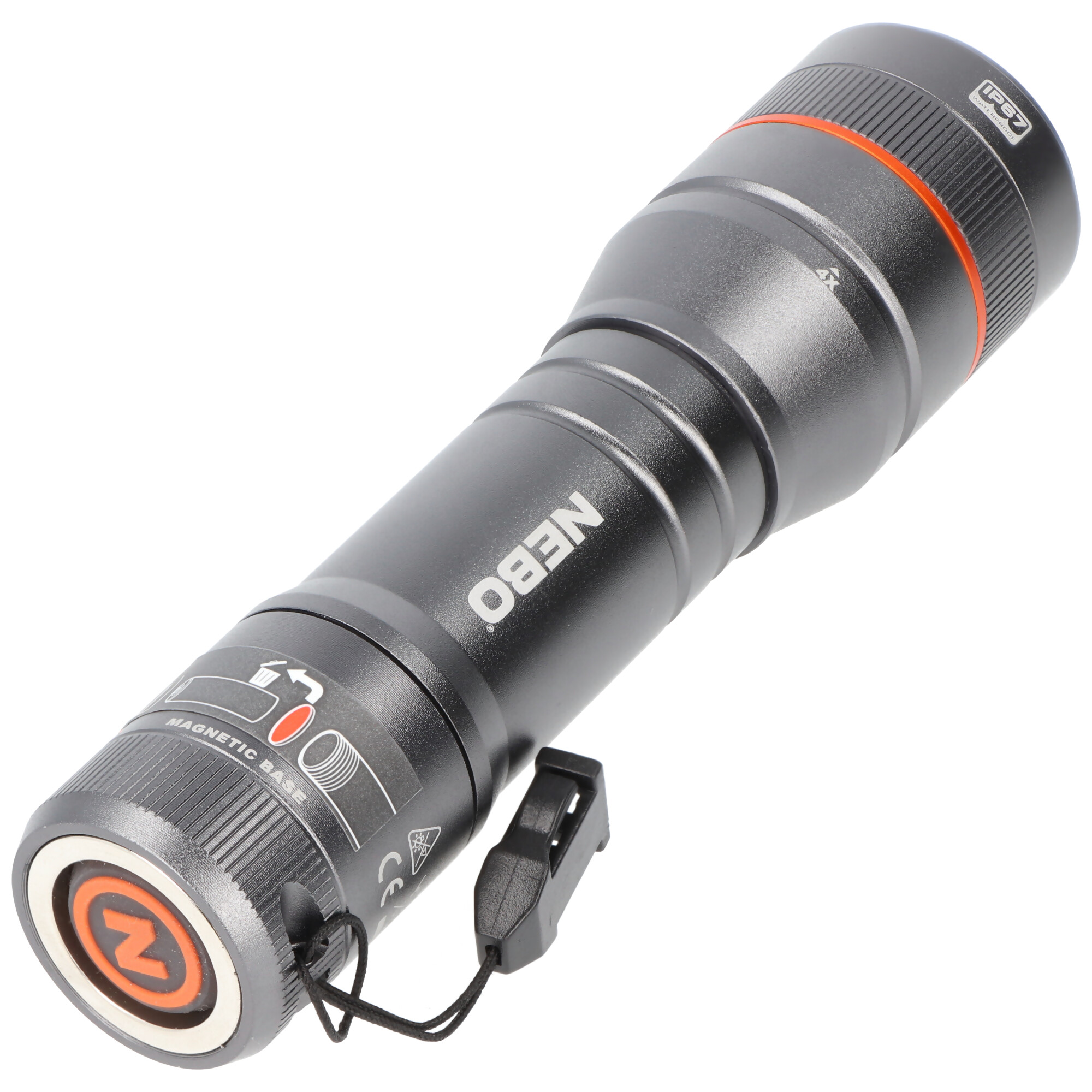 NEBO LED Taschenlampe NEWTON 500 mit bis zu 500lm und 146m Leuchtweite