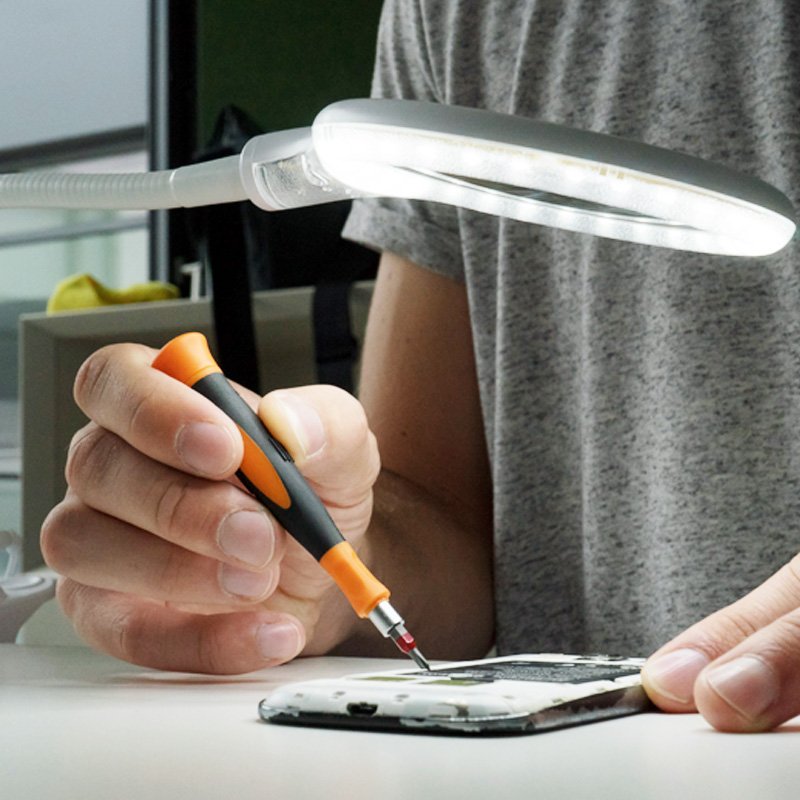 LED Arbeitsleuchte als Stand- oder Klemm-Lupenleuchte, 5W mit 30 SMD LED und flexiblem Schwanenhals