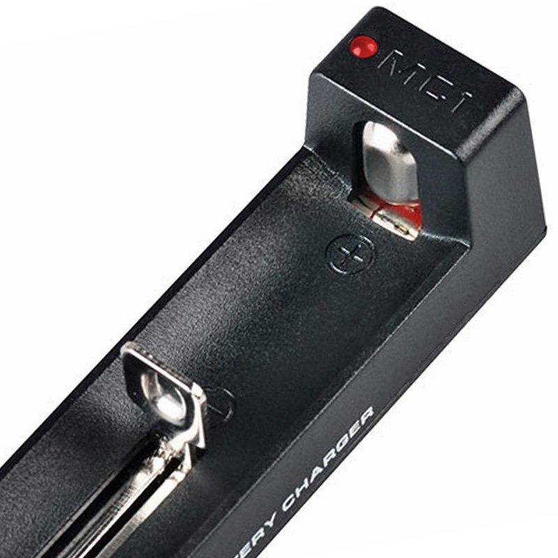 18650 Li-Ion Akku und 1-Schacht USB-Schnellladegerät mit bis zu 1Ah Ladestrom