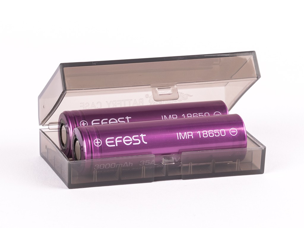 Efest Purple IMR 18650 3000mAh 3,6V - 3,7V min. 2900mAh typ. 3000mAh maximal 35A Stromabgabe (Flat Top) inkl. Akkuschutzbox